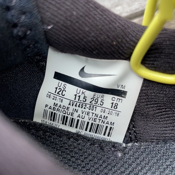 Nike Kids' Grade School Legend React Running Shoes GUC - Picture 5 of 6